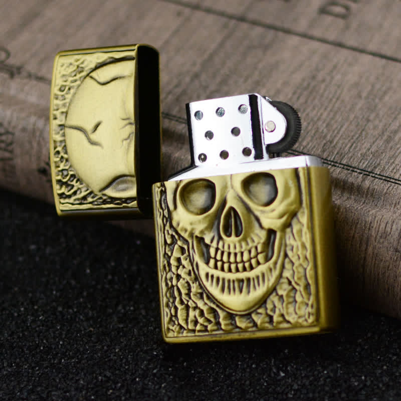 Briquet au butane rechargeable à motif tête de mort de grande taille