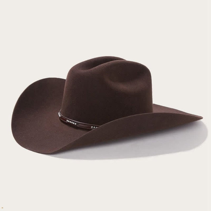 Chapeau de cowboy à large bord simple de couleur café unie