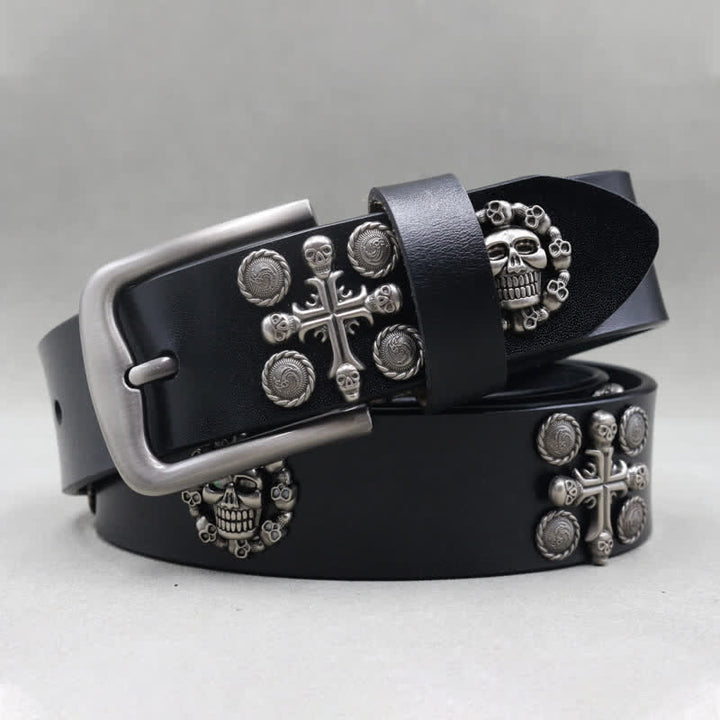 Ceinture en cuir cloutée avec motif tête de mort et croix et rivets métalliques