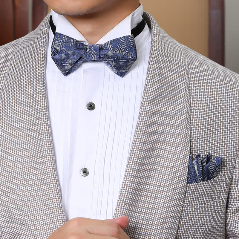 Nœud papillon en denim à motif de chevrons et de fleurs pour homme de la série Blue