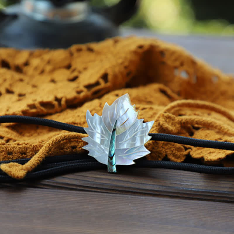 Cravate Bolo créative et délicate en forme de feuille d'érable
