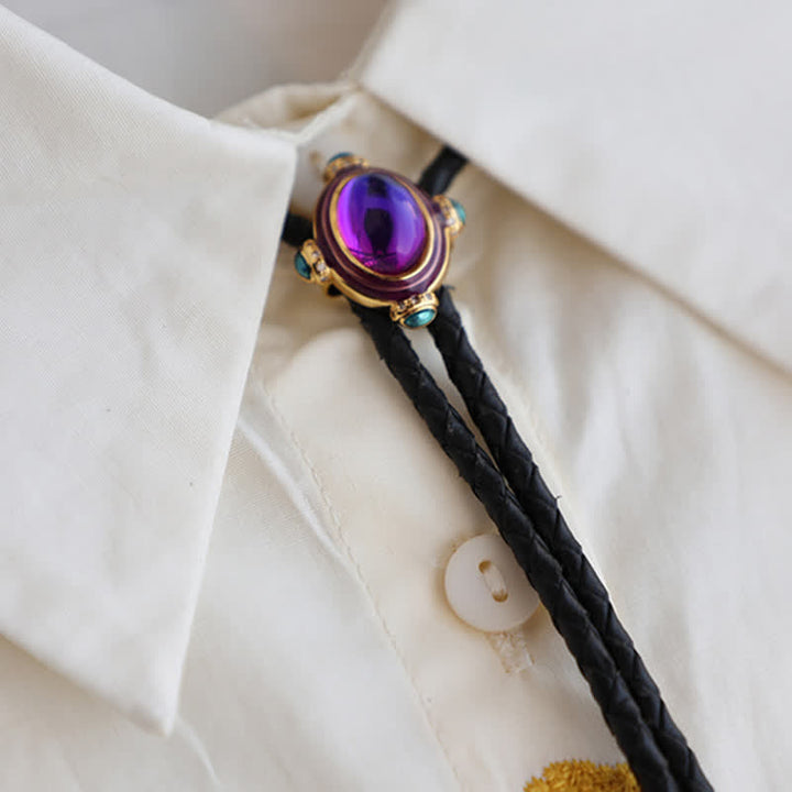 Petite cravate bolo vintage en pierres précieuses bleues et violettes