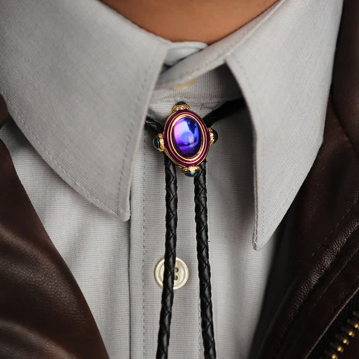 Petite cravate bolo vintage en pierres précieuses bleues et violettes