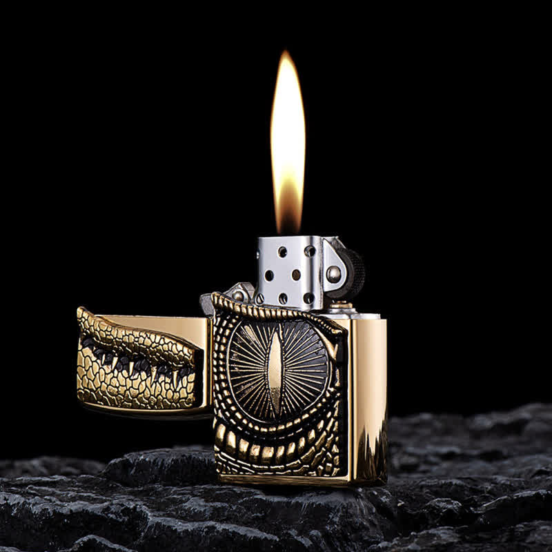 Superbe briquet à huile rechargeable Dragon Eye
