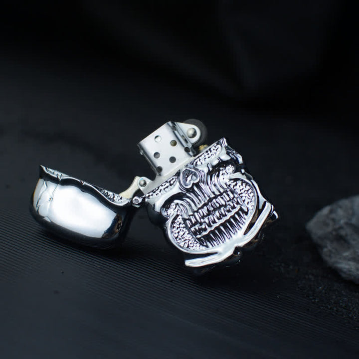 Briquet à kérosène rechargeable rétro robuste en forme de crâne blindé