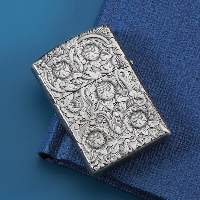 Briquet à pétrole rechargeable avec motif papillon et fleurs