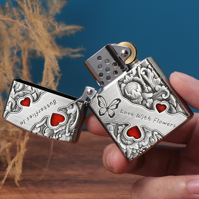 Briquet à pétrole rechargeable avec motif papillon et fleurs