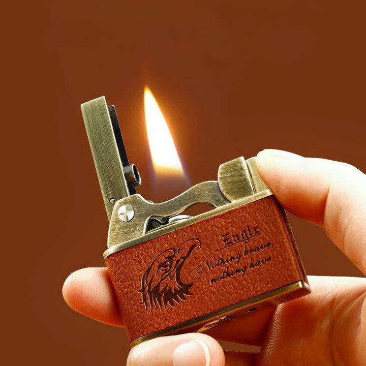 Briquet à pétrole rechargeable en cuir à motif d'aigle rétro
