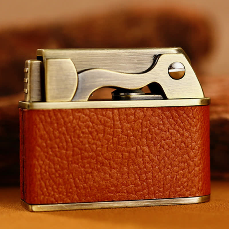 Briquet à pétrole rechargeable en cuir à motif d'aigle rétro