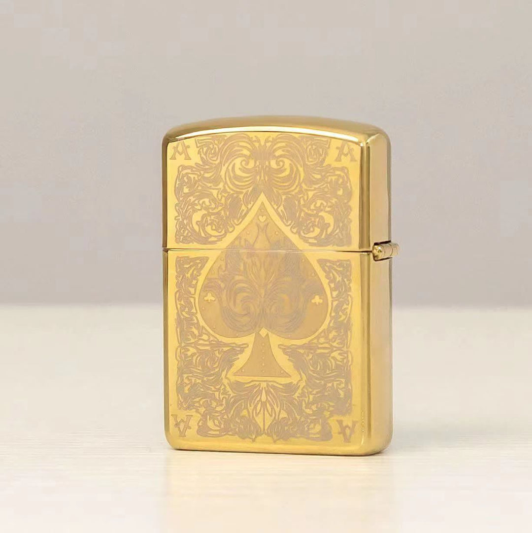 Briquet à pétrole rechargeable à motif laser As de pique