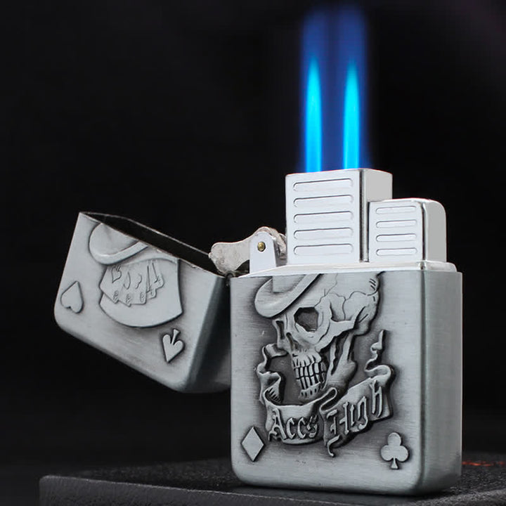 Briquet au butane rechargeable avec tête de mort et comme de poker
