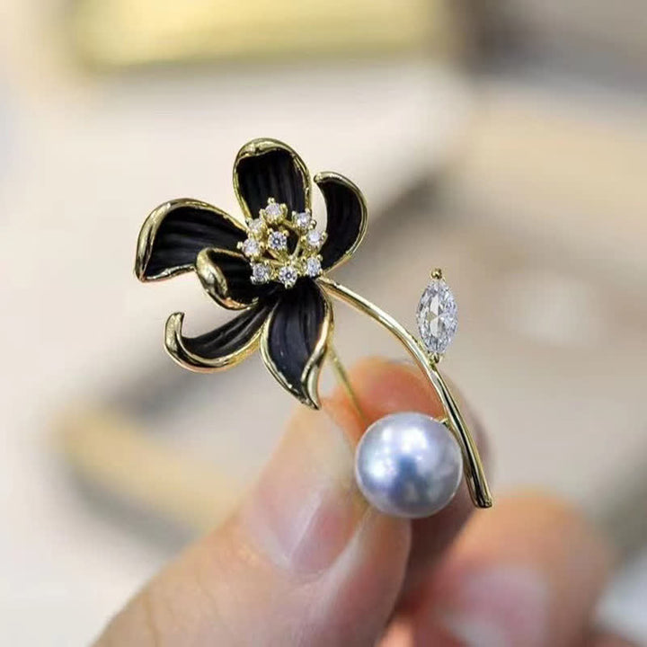 Broche classique en fausse perle pour femme avec fleur de lotus