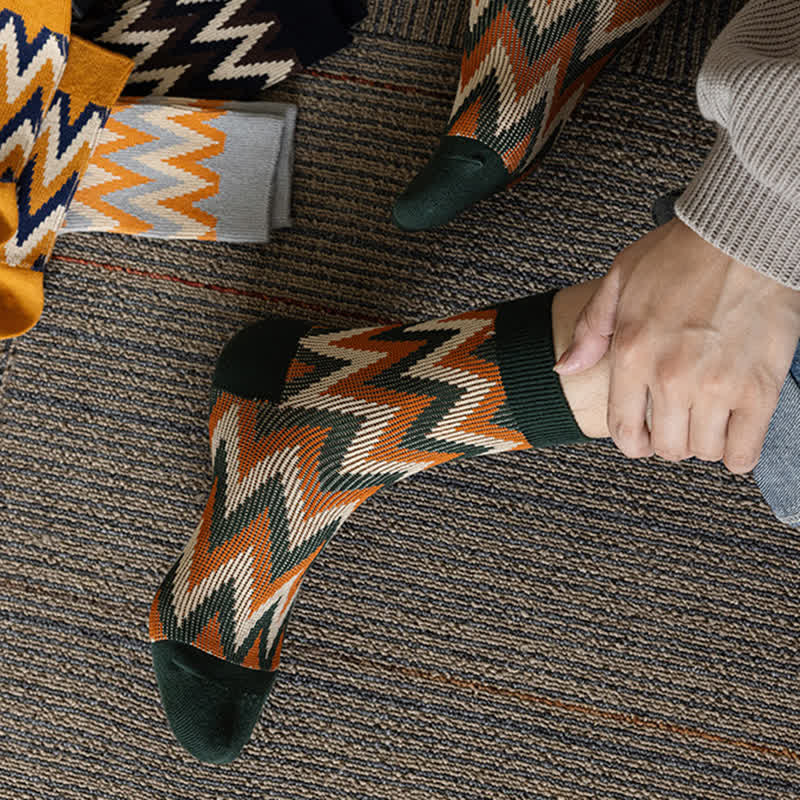 Chaussettes en coton à motif zigzag rétro funky