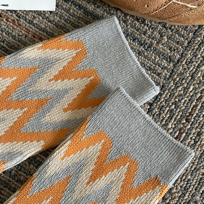 Chaussettes en coton à motif zigzag rétro funky