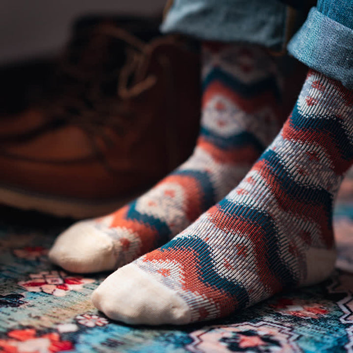 Chaussettes en coton à motif de vagues tribales lumineuses