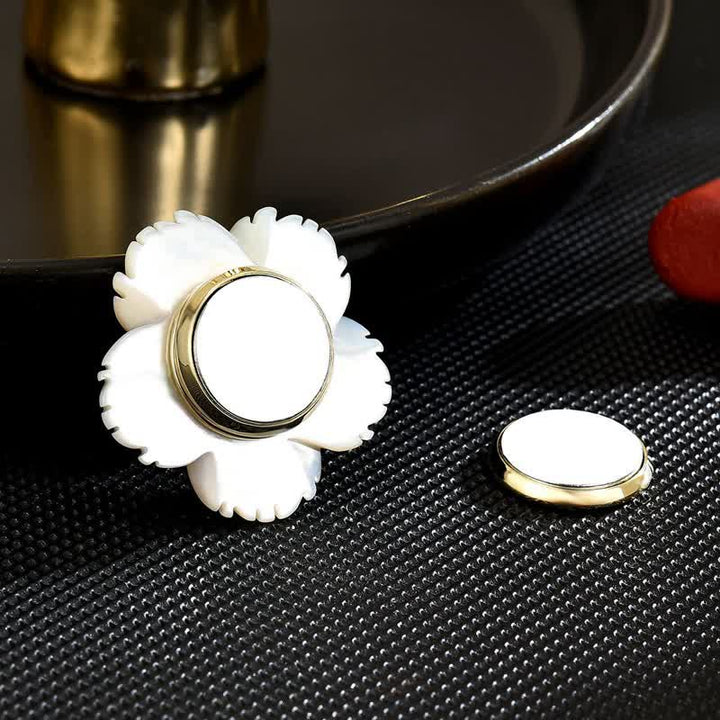 Broche en agate rouge et fleur de coquillage naturelle blanche pour femme