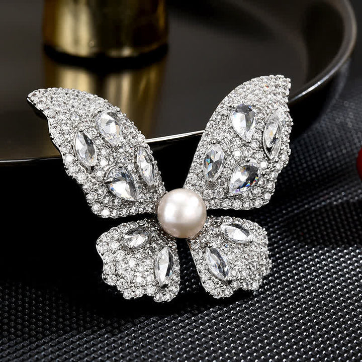 Broche papillon en perles de zircon scintillantes pour femme