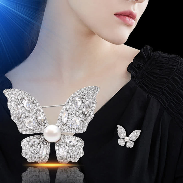 Broche papillon en perles de zircon scintillantes pour femme