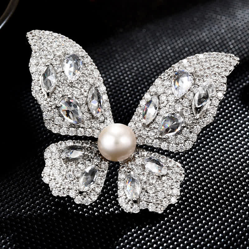 Broche papillon en perles de zircon scintillantes pour femme