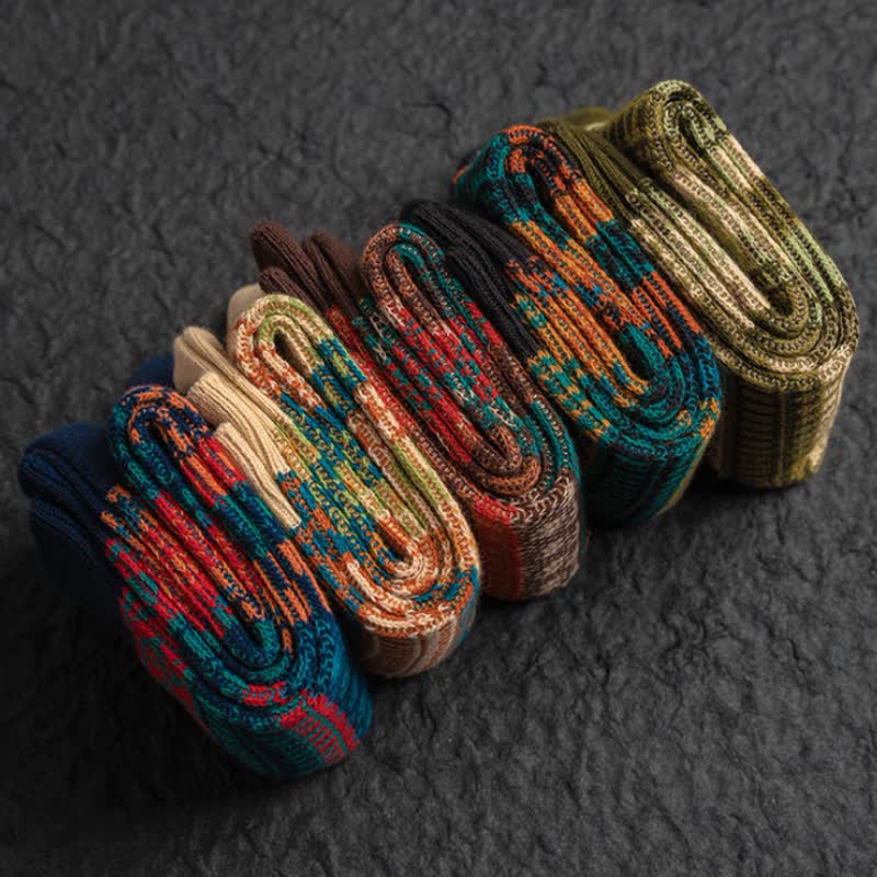 Chaussettes en coton rétro aux couleurs vives et au style ethnique