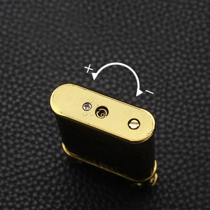 Briquet au butane rechargeable en similicuir à flamme nue réglable