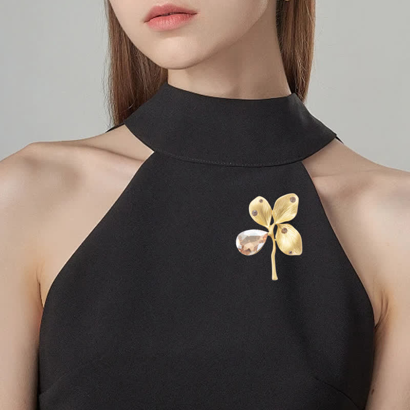 Broche en cristal feuille d'érable dorée d'automne pour femme