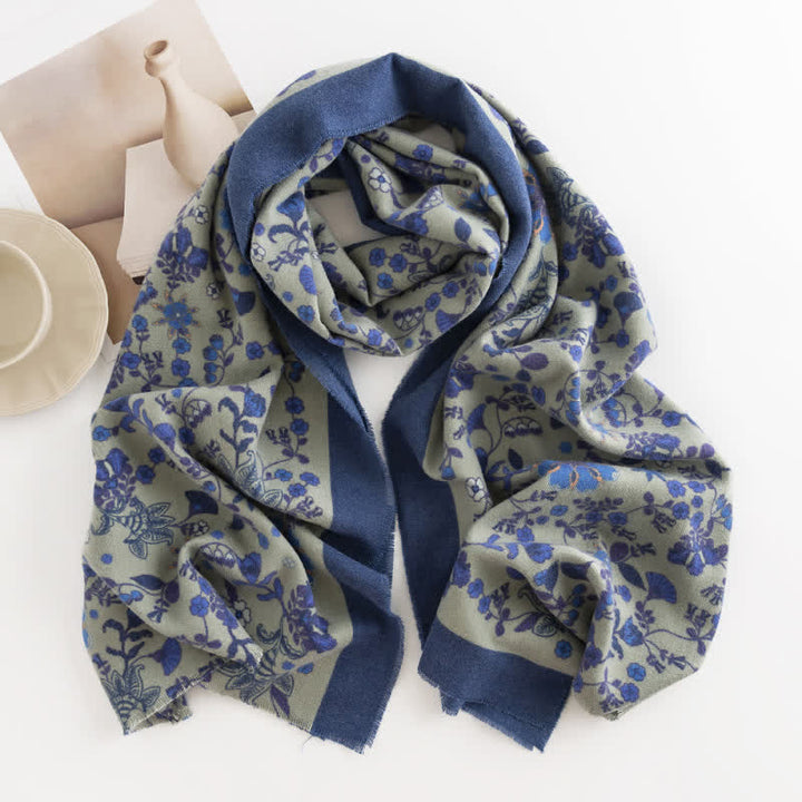 Écharpe élégante pour femme avec bordure florale contrastée - Bleu - image 2