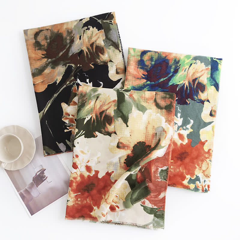 Écharpe à imprimé floral vintage colorée pour femme - image 1