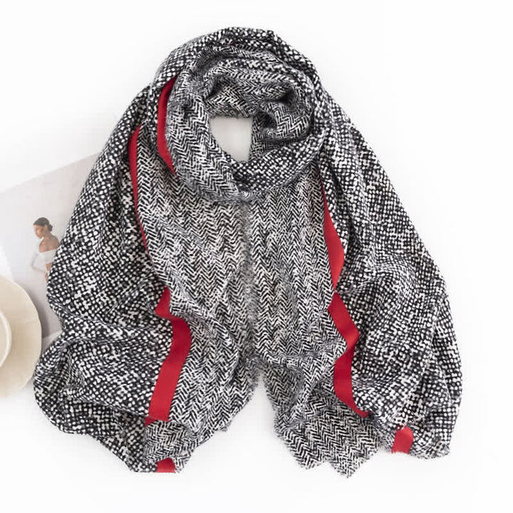 Écharpe à motif peau de serpent noire pour femme avec ligne rouge - image 2