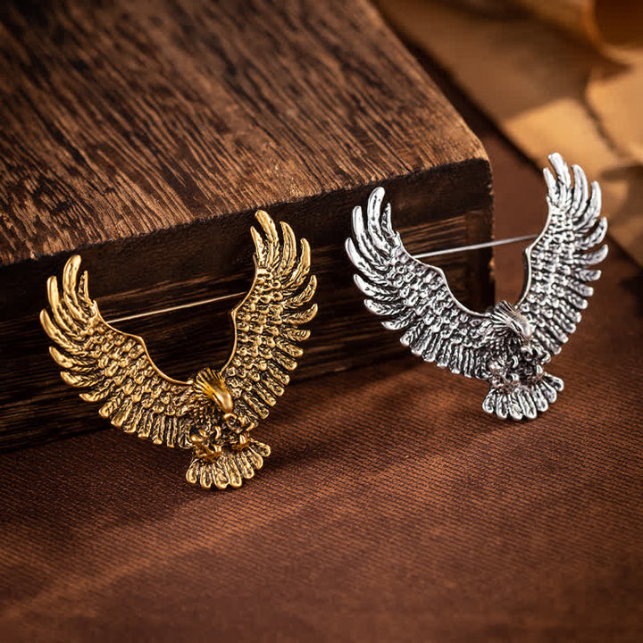 Broche rétro pour homme représentant un aigle aux ailes déployées - image 2
