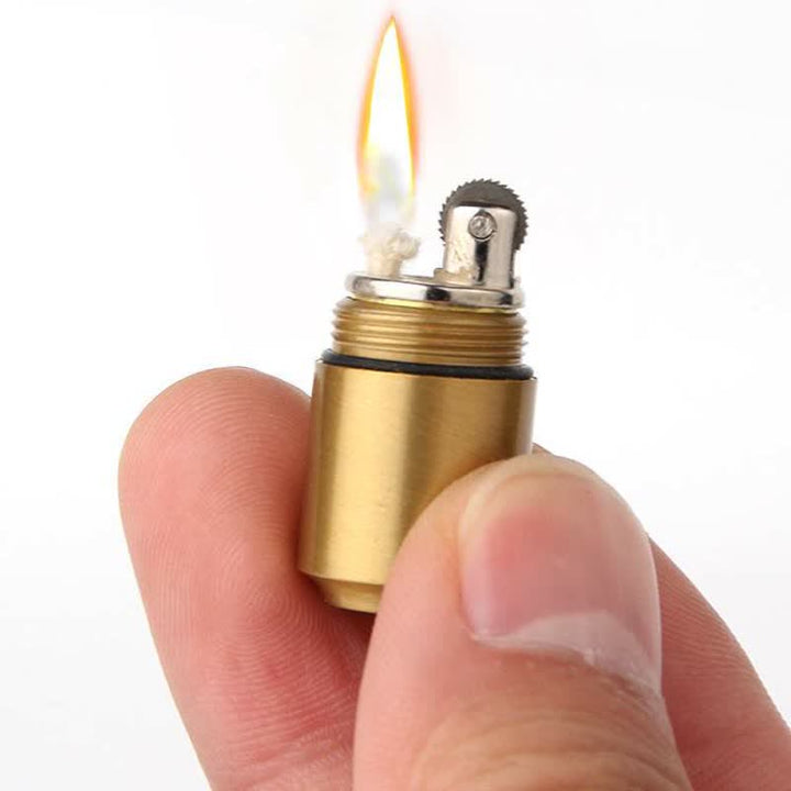 Mini briquet à pétrole rechargeable en forme de canette