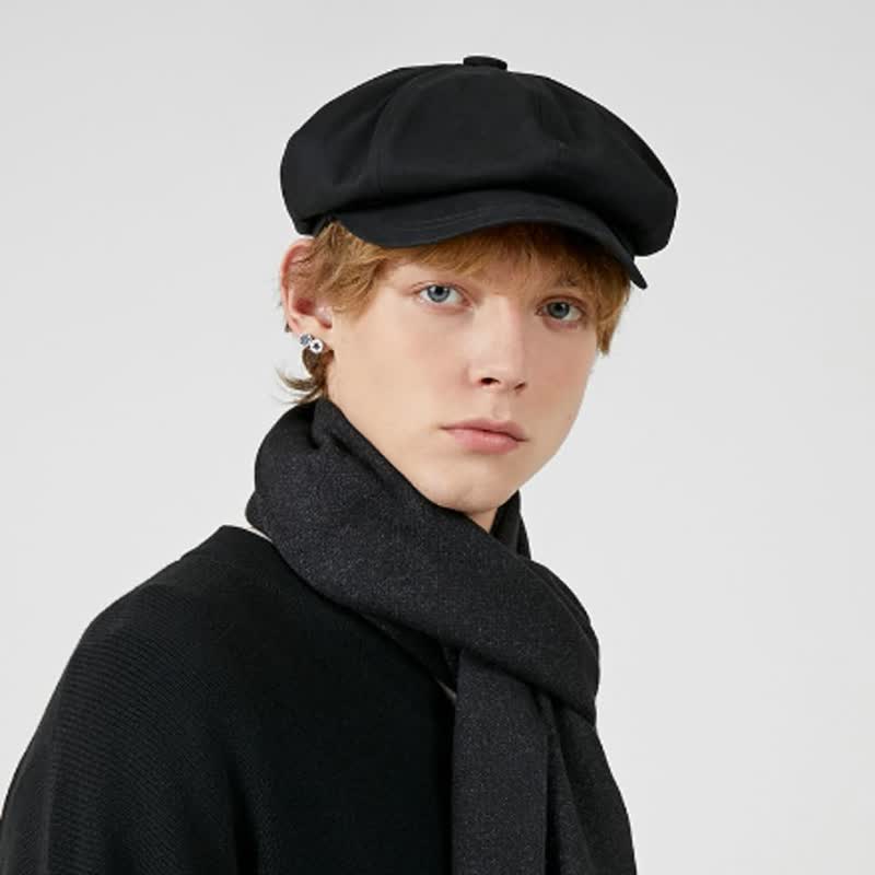 Béret tendance en sergé de couleur unie