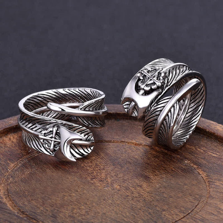 Bague réglable à lame cachée en forme de croix en plumes