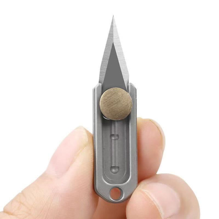 Porte-clés mini-lame à pousser en laiton EDC Tool