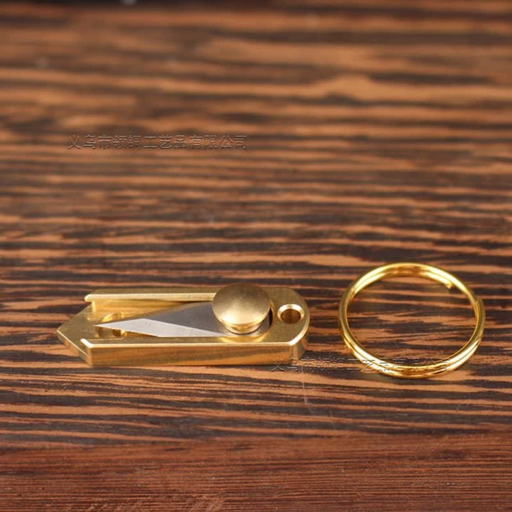 Porte-clés mini-lame à pousser en laiton EDC Tool