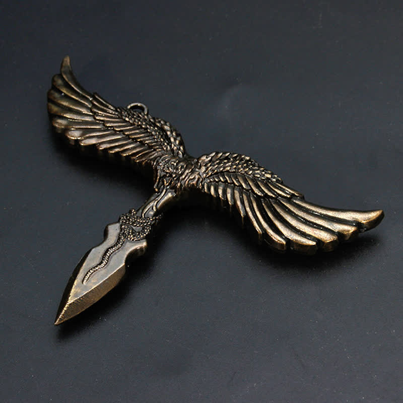 Porte-clés Eagle Ghost Sting déballant la lame de coupe