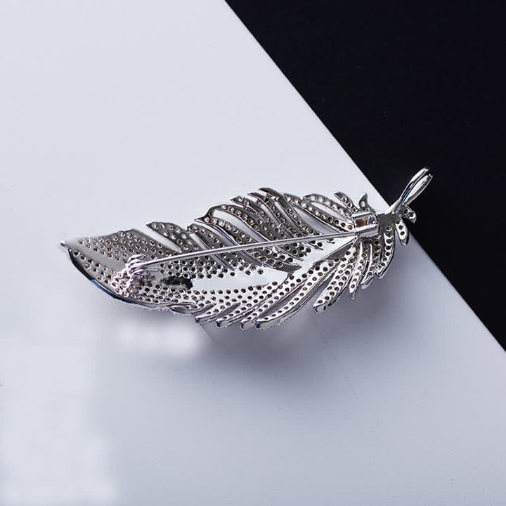 Broche minimaliste en argent et zircon pour femme
