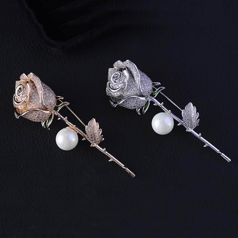 Broche élégante en imitation de perles en forme de rose pour femme