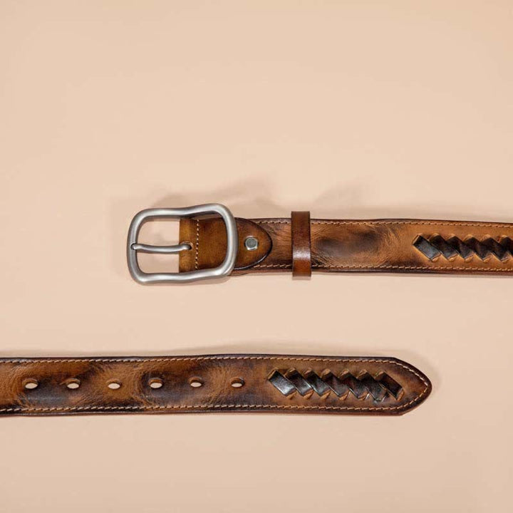Ceinture en cuir de vachette à motifs tissés rétro
