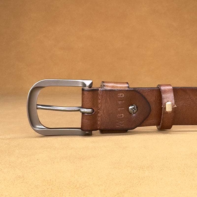 Ceinture en cuir à rivets métalliques punk de couleur pure antique