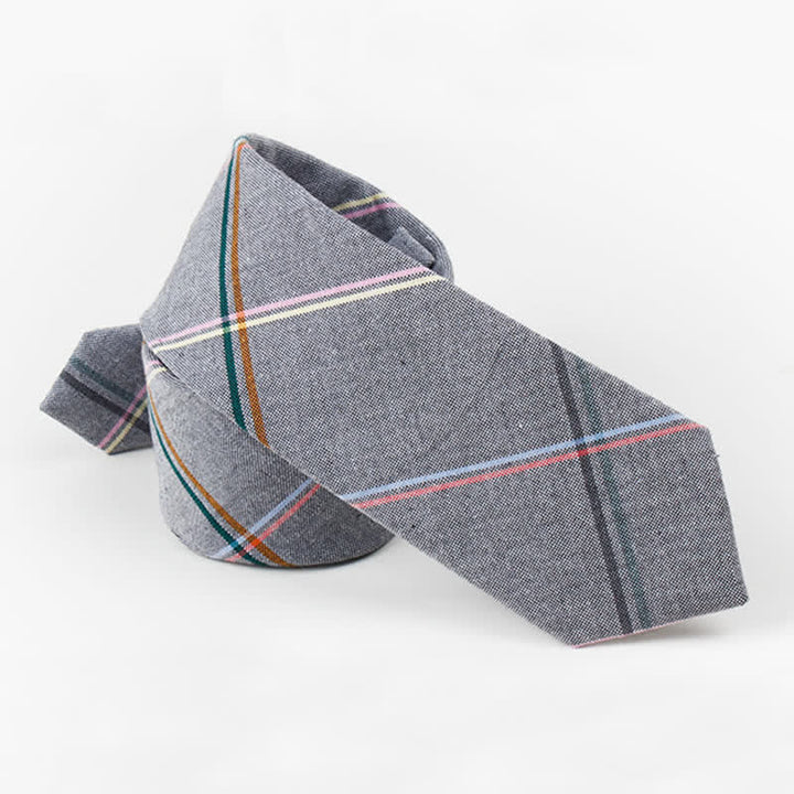 Cravate à motif à carreaux tendance pour hommes