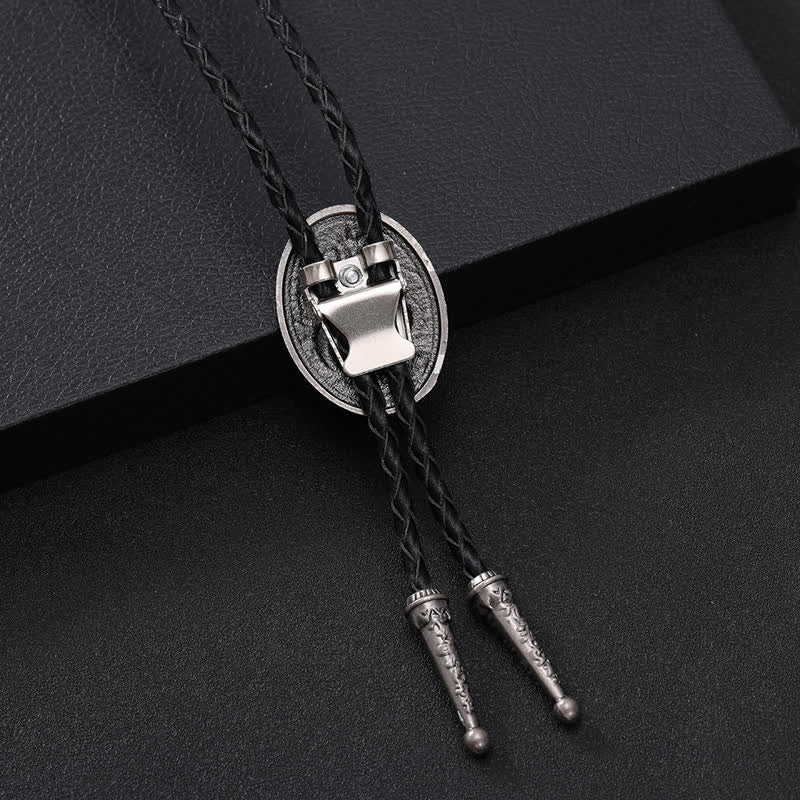 Cravate Bolo traditionnelle avec pendentif en forme de fleur de serpent