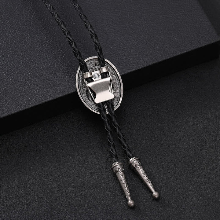 Cravate Bolo traditionnelle avec pendentif en forme de fleur de serpent
