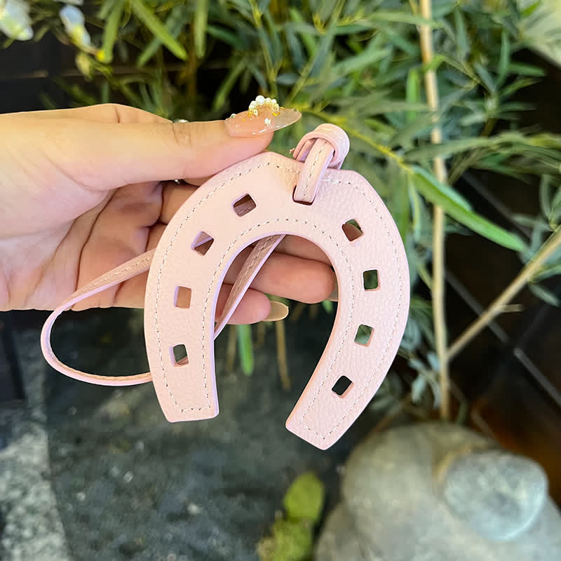 Porte-clés en cuir avec pendentif en forme de fer à cheval simple