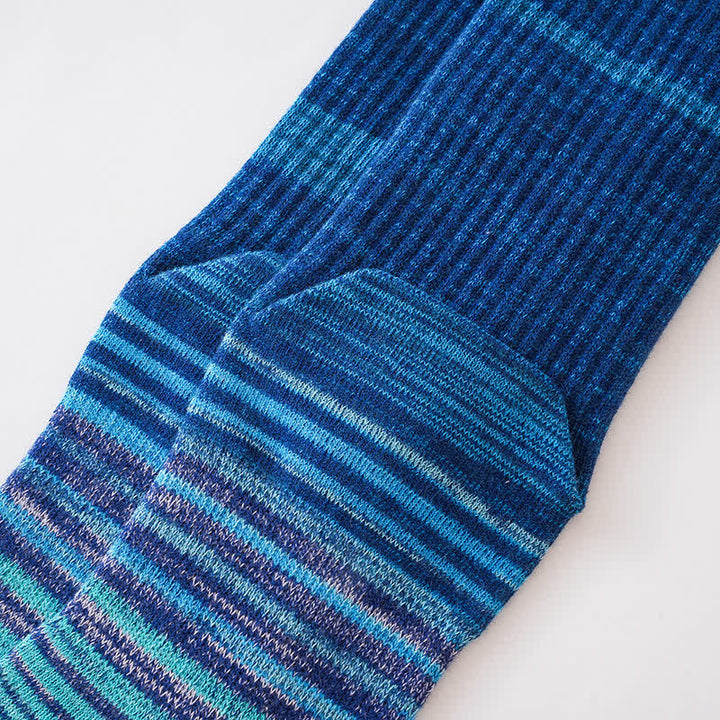 Chaussettes mi-mollet confortables à cinq doigts pour hommes, à rayures colorées