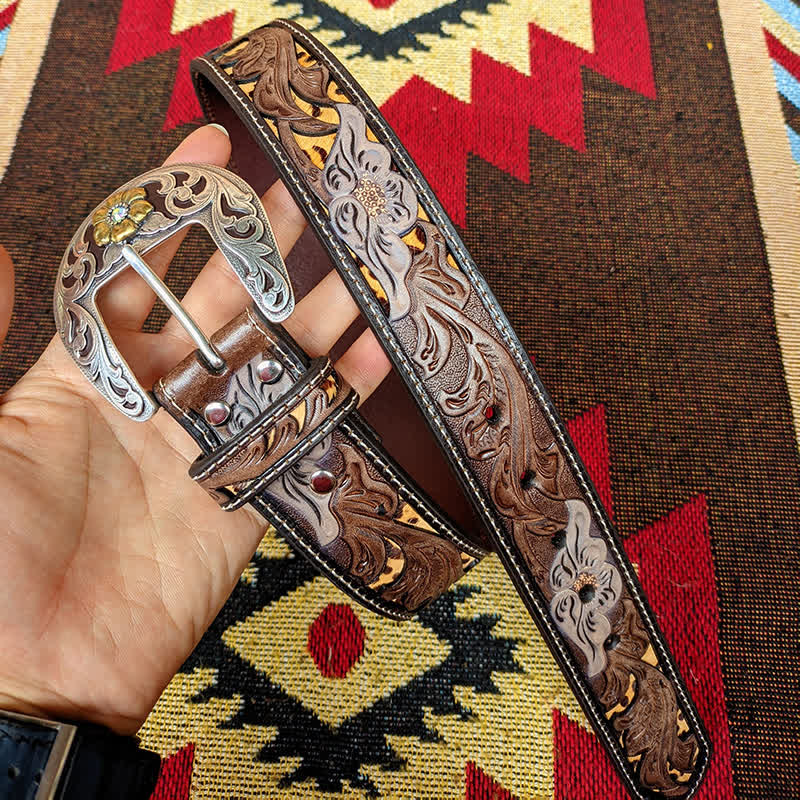 Ceinture en cuir marron et jaune avec boucle à fleur sculptée