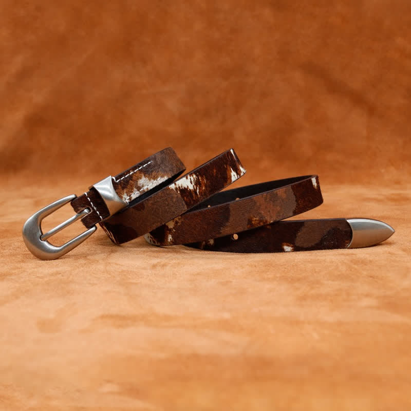 Ceinture en cuir à boucle argentée classique avec imprimé de vache en fausse fourrure