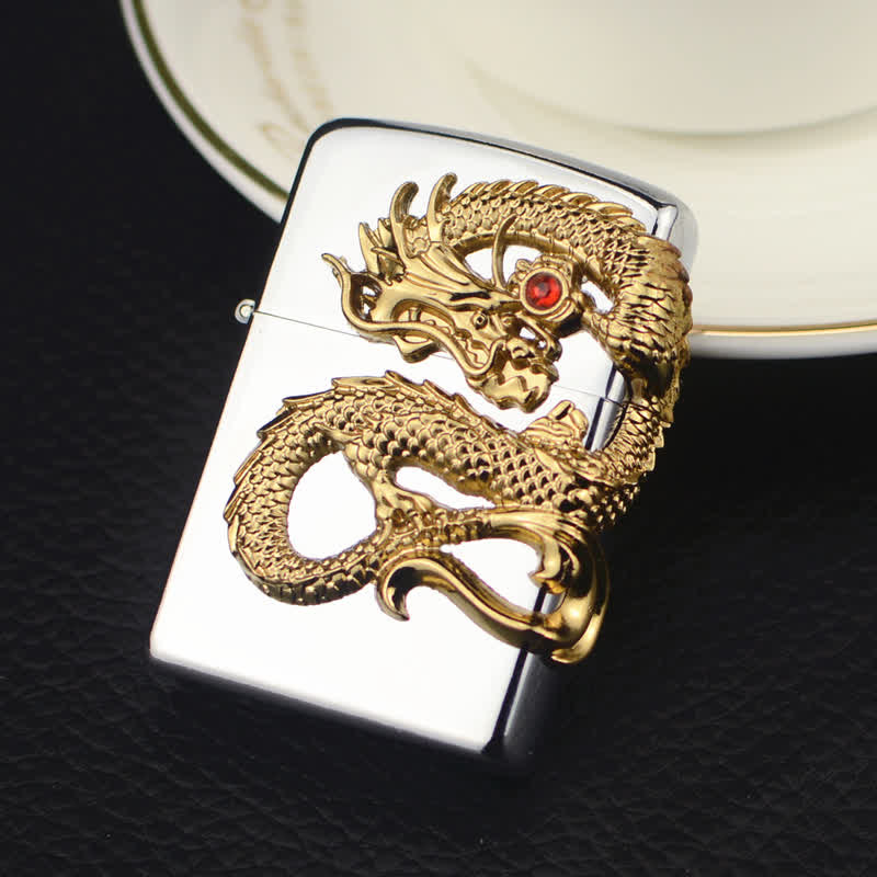 Briquet au butane rechargeable à trois faces en relief avec dragon
