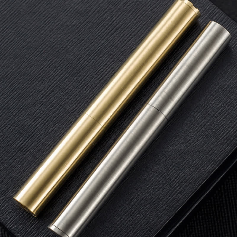 Briquet à huile rechargeable pliable cylindrique Nunchaku