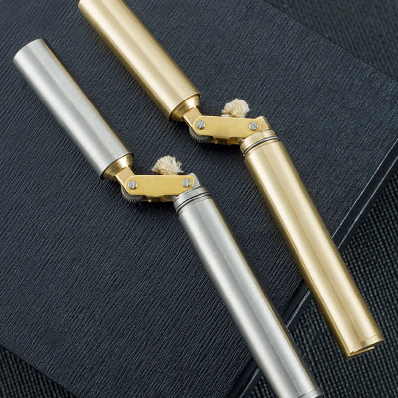 Briquet à huile rechargeable pliable cylindrique Nunchaku